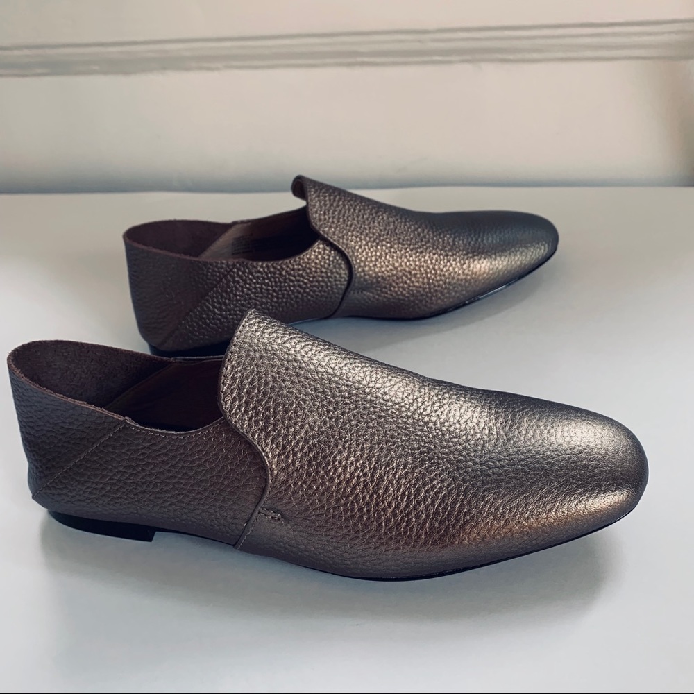 Bronze stylish loafers